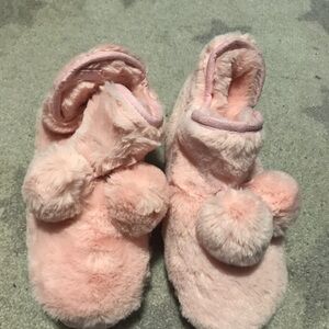 Winter foam botties.buy the 3 for 30$